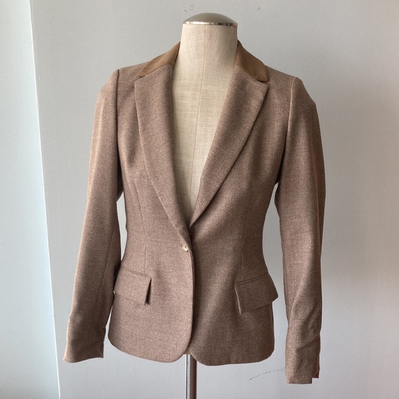 Vintage tan blazer size small - Picture 2 of 10